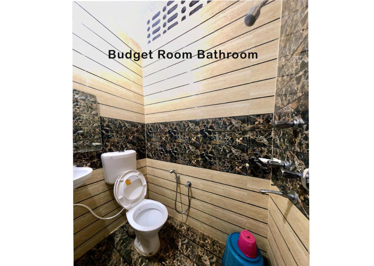 Bobby Premium Residency 350M From Jagannath Temple Hotel Puri Buitenkant foto